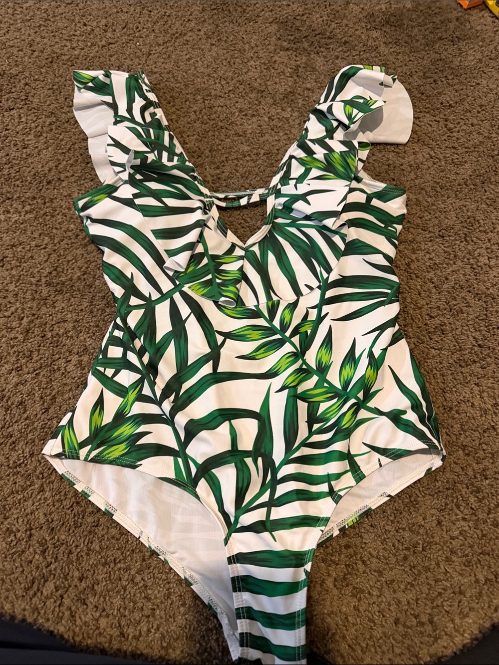 Green Tropical Leaf One-Piece Swimsuit